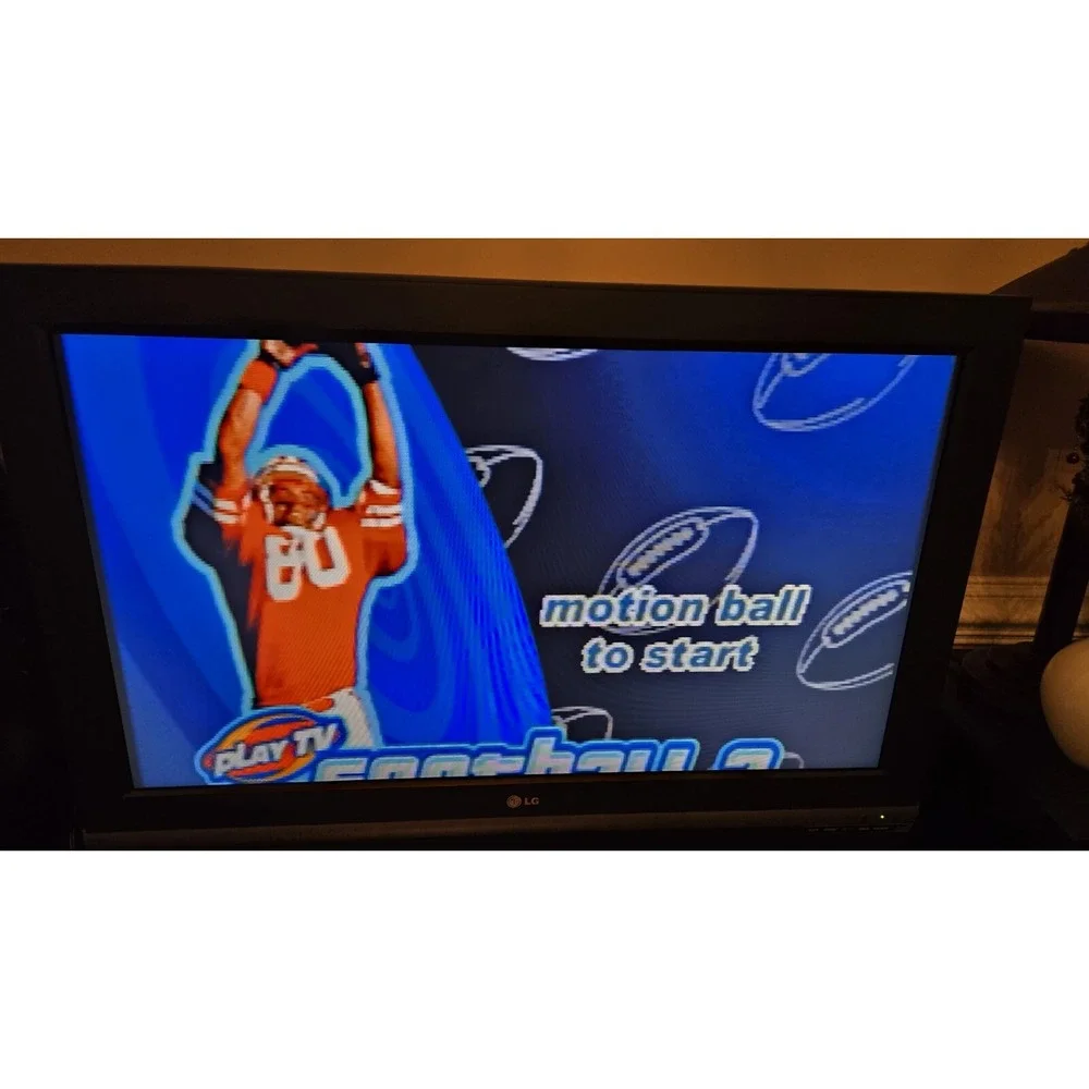 Radica Football‎ 2 Play TV Plug and Play Arcade Video Game 2006 Mattel